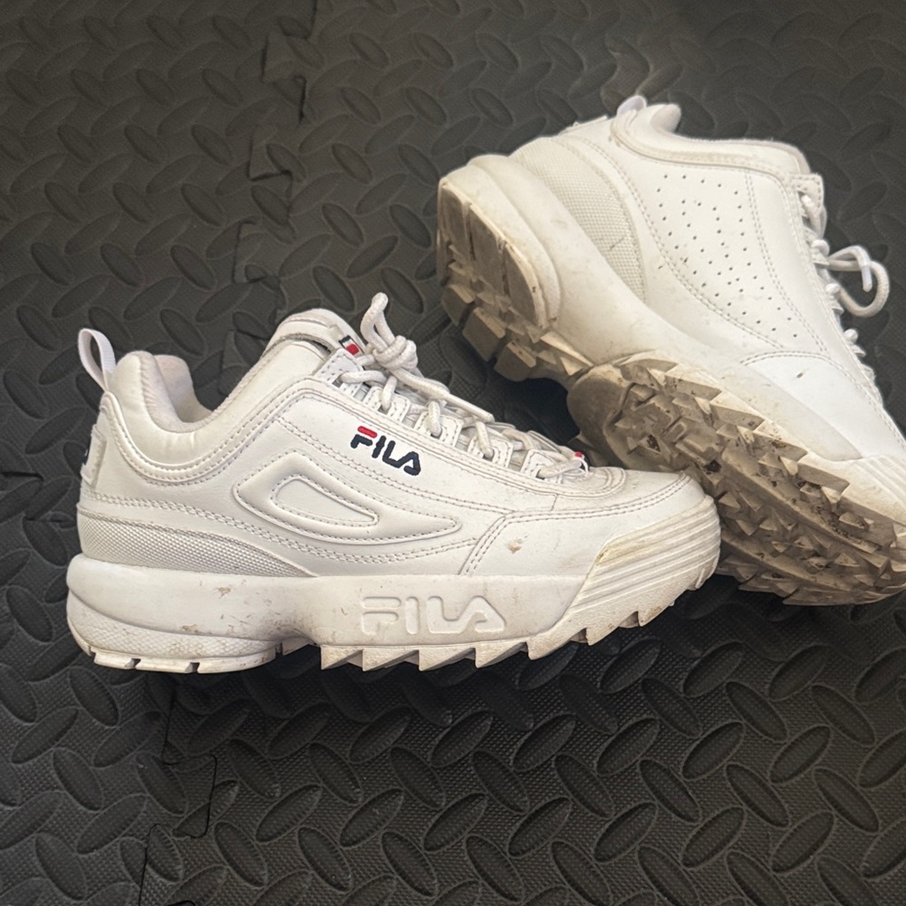Fila White Vintage Sneakers